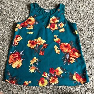 Market & Spruce size small tank top